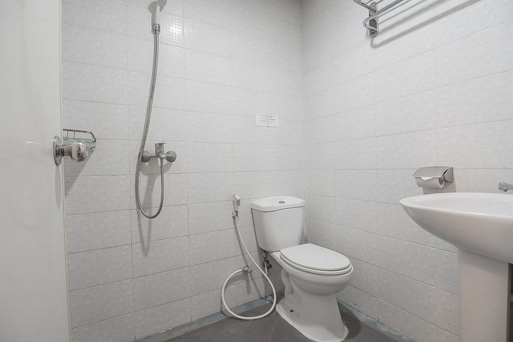 Семаранг: RedDoorz Plus near Undip Pleburan