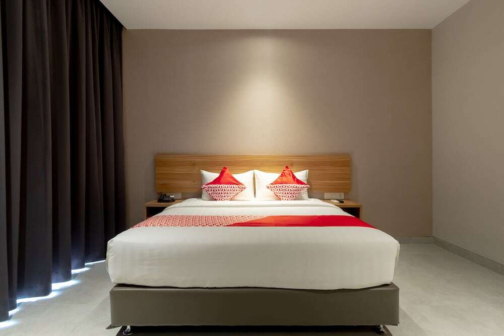 Travel Hub Hotel by OYO Rooms — фото 1