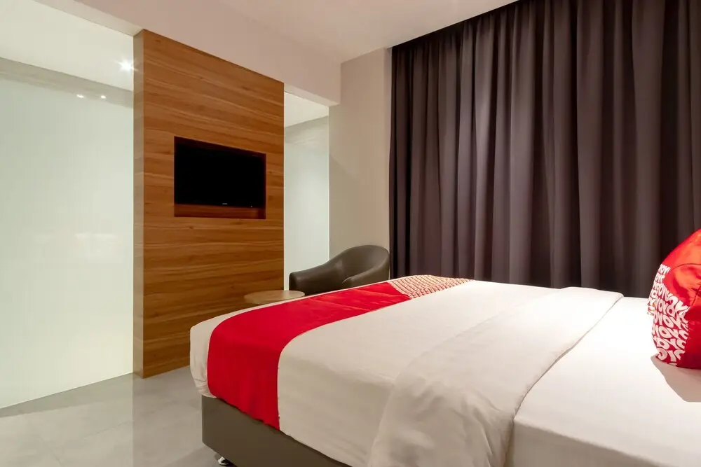 Петумбак: Travel Hub Hotel by OYO Rooms