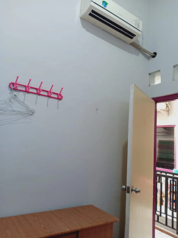 Сурабая: Homestay Mentari Women Only