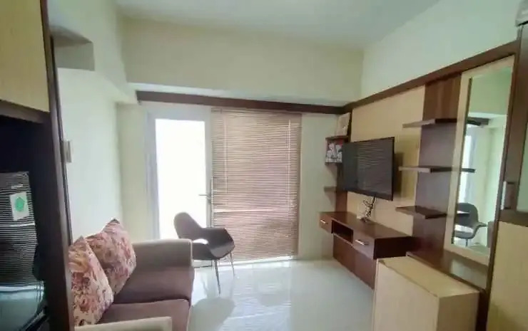 Караванг: Tamansari Mahogany Apartment