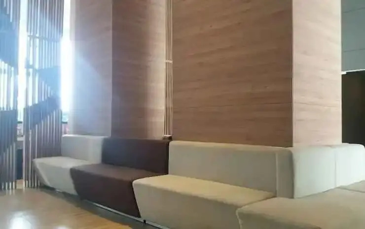 Караванг: Tamansari Mahogany Apartment