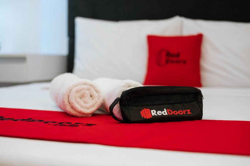 Чангу: RedDoorz Plus near Canggu Beach
