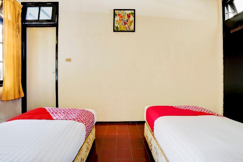 Hotel Mataram Cianjur by OYO Rooms — фото 1