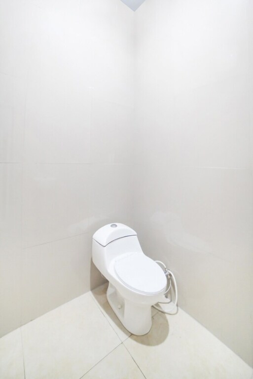 Медан: Sg Premium Guest House By Oyo Rooms