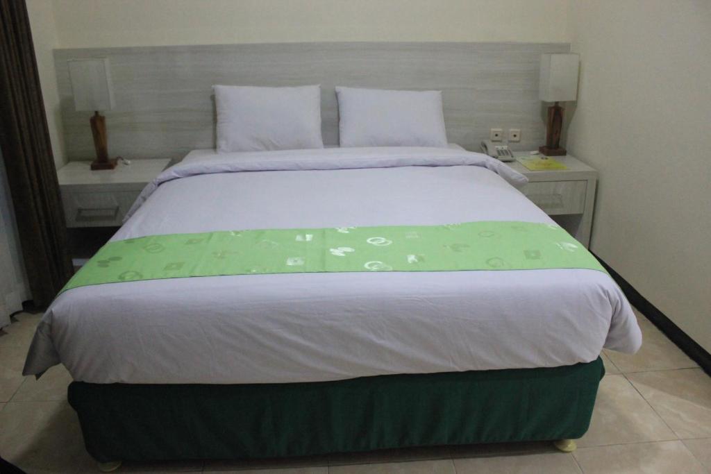 Тубан: Green Garden Hotel