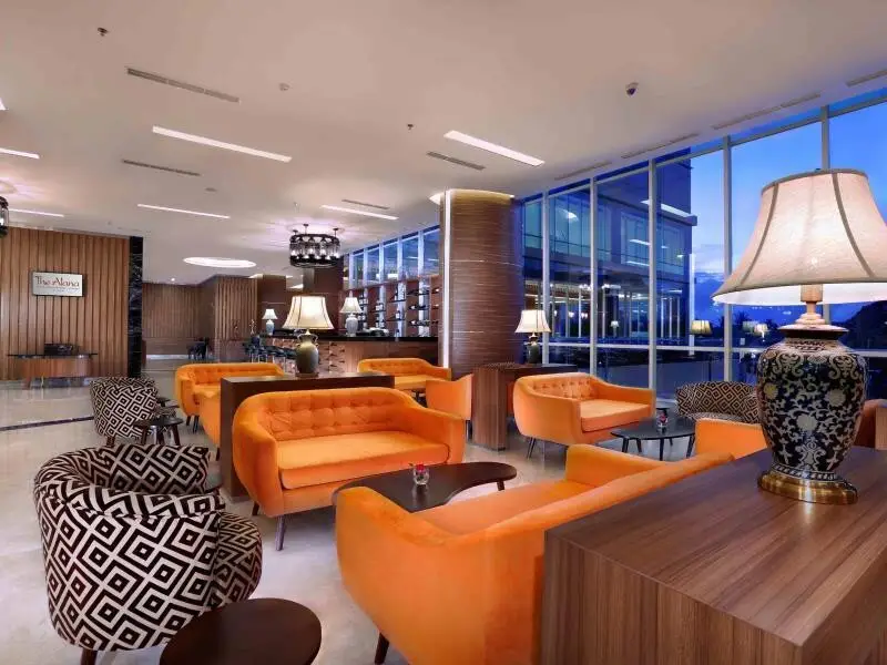 The Alana Hotel & Convention Center — фото 1
