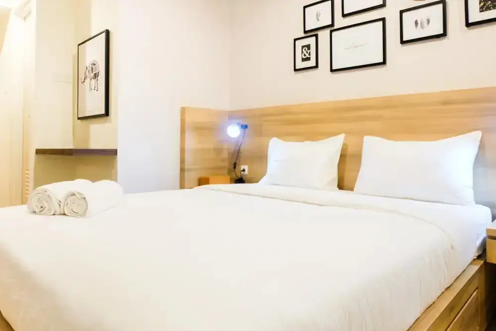 Бекаси: Modern Elegant Studio Grand Kamala Lagoon Apartment