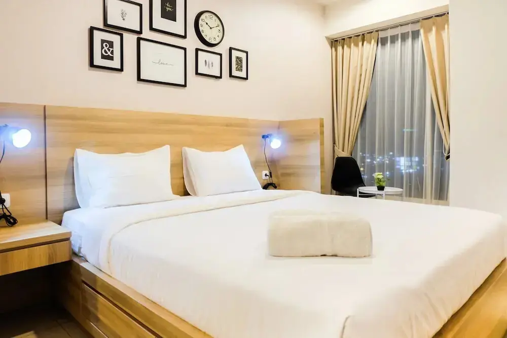 Бекаси: Modern Elegant Studio Grand Kamala Lagoon Apartment