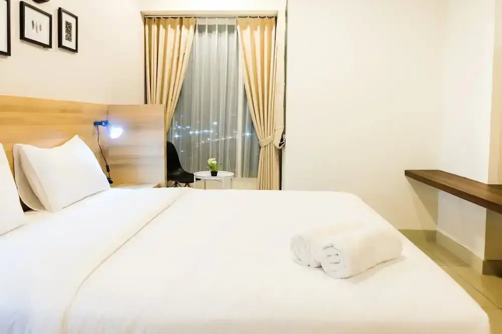 Бекаси: Modern Elegant Studio Grand Kamala Lagoon Apartment