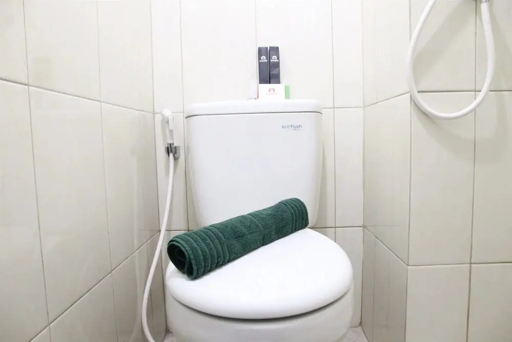Бекаси: Comfy Studio The Springlake Apartment