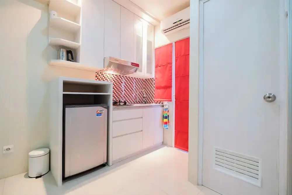 Джакарта: Nice Studio at Green Pramuka Apartment