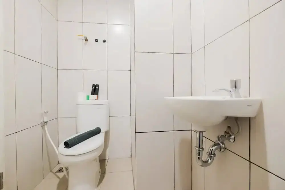 Бекаси: Fabulous Studio Grand Kamala Lagoon Apartment