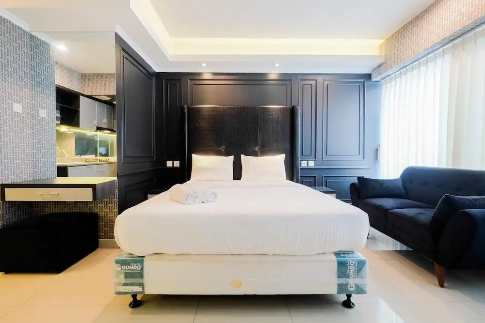 Бекаси: Fabulous Studio Grand Kamala Lagoon Apartment