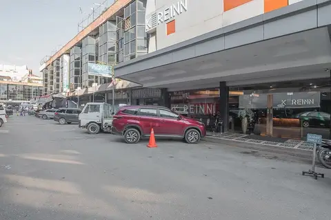 RedDoorz Plus near Harbour Bay Mall Batam — фото 1