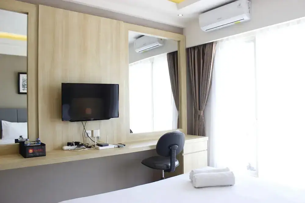 Бандунг: Stylish and Spacious Studio Galeri Ciumbuleuit 3 Apartment