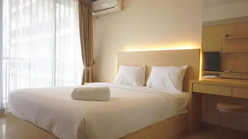 Бандунг: Strategic Studio Apartment at Beverly Dago with Mountain View