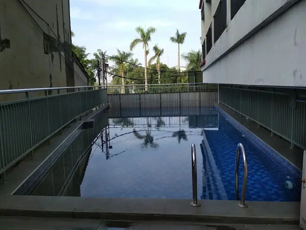 Бандунг: Strategic Studio Apartment at Beverly Dago with Mountain View