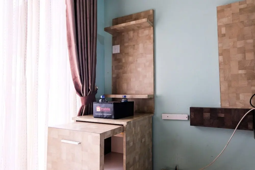Южный Тангеранг: Minimalist Studio at Serpong Greenview Apartment