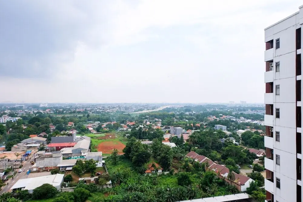 Южный Тангеранг: Minimalist Studio at Serpong Greenview Apartment