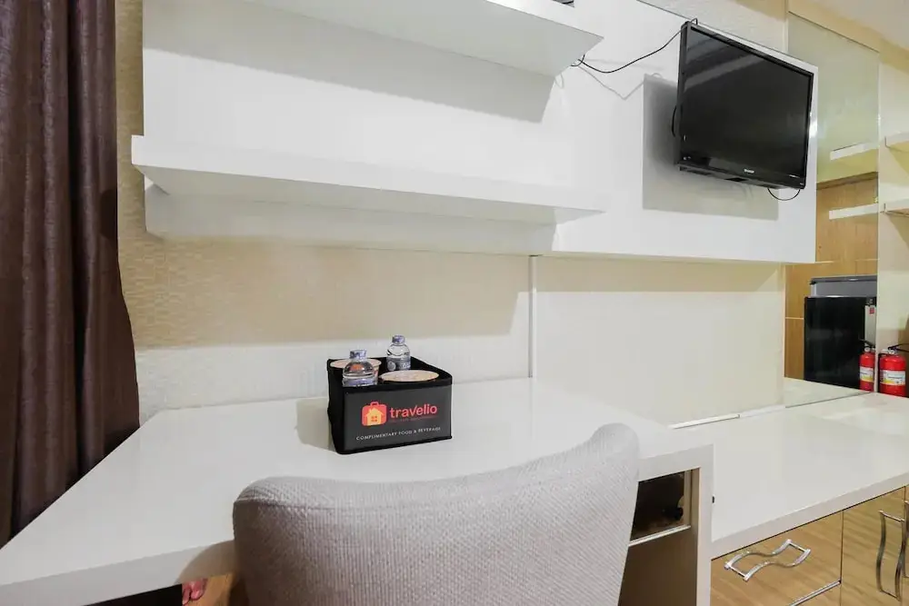 Чикаранг: Modern Style Studio Apartment at The Oasis Cikarang