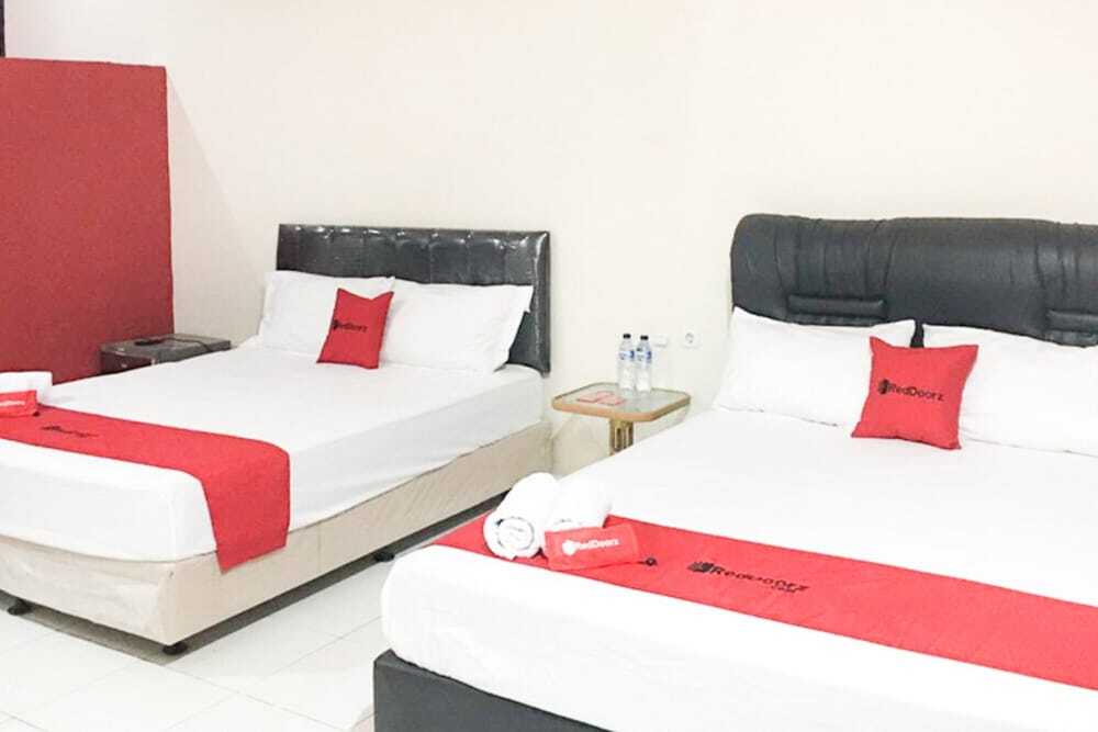 Соронг: RedDoorz @ Simpang Lima Jupiter
