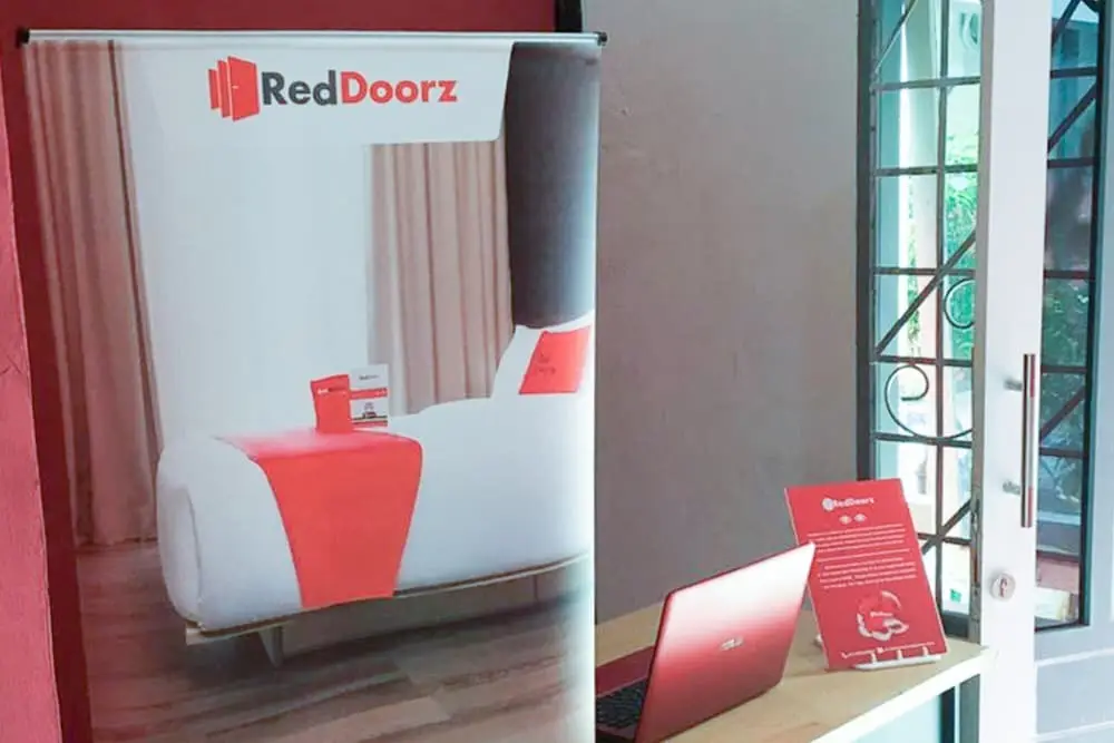 Соронг: RedDoorz @ Simpang Lima Jupiter