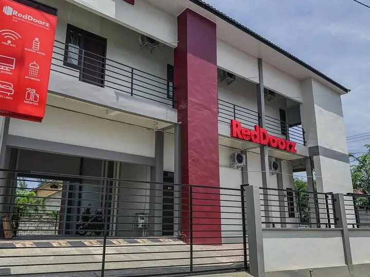 Банда-Ачех: RedDoorz Syariah near Universitas Syiah Kuala Aceh