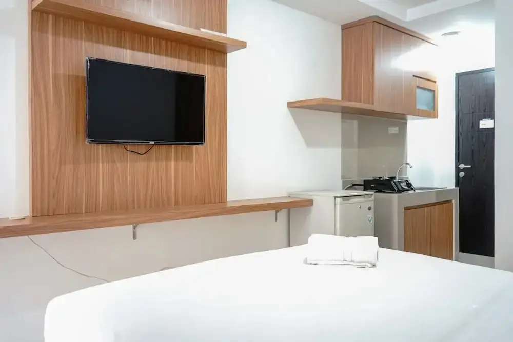 Южный Тангеранг: Stylish and Posh Studio Baileys Apartment