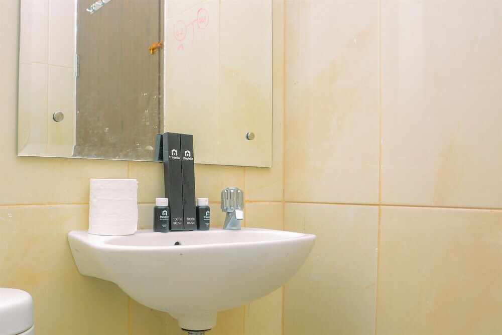 Джакарта: Best Price 2BR Apartment at Northland Ancol Residence