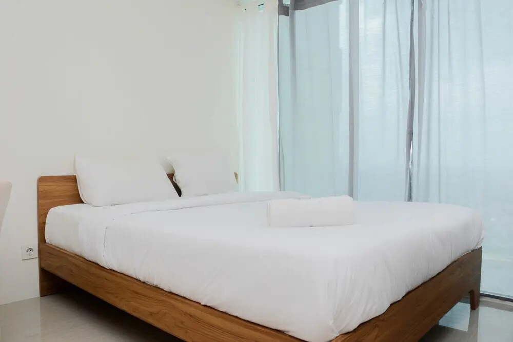 Бекаси: Comfy and Warm Studio Grand Kamala Lagoon Apartment