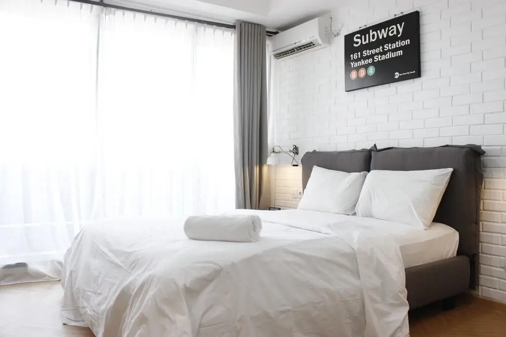 Бандунг: Comfy & Artsy Studio at Beverly Dago Apartment