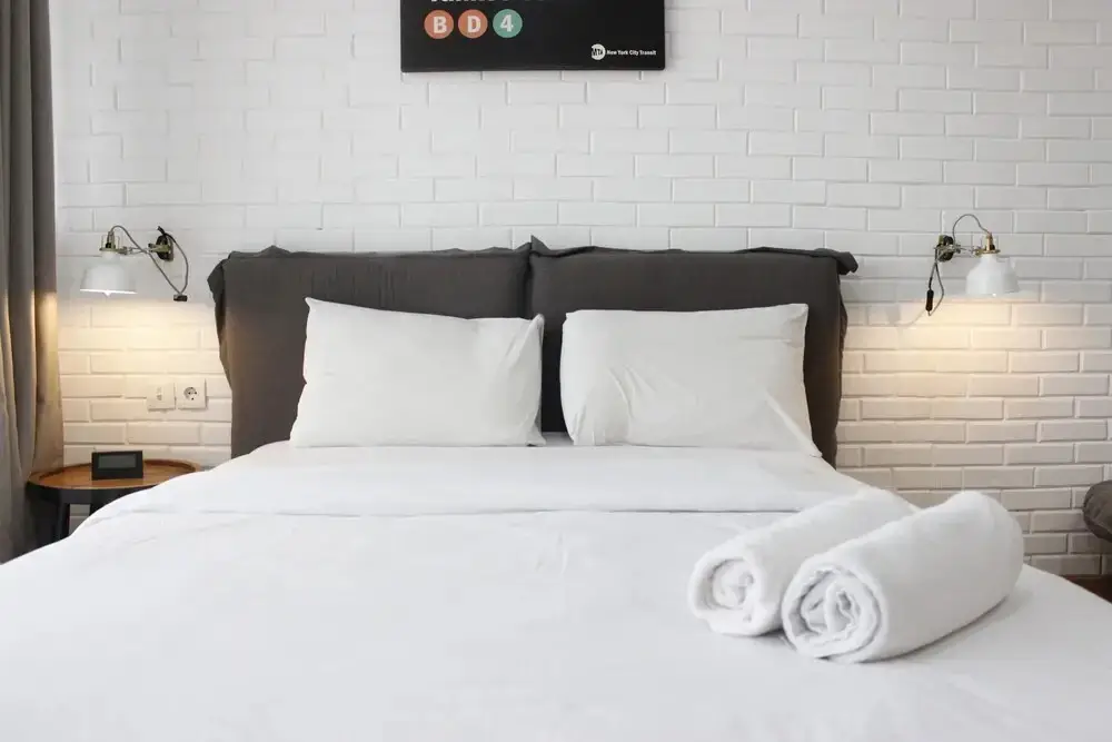 Бандунг: Comfy & Artsy Studio at Beverly Dago Apartment