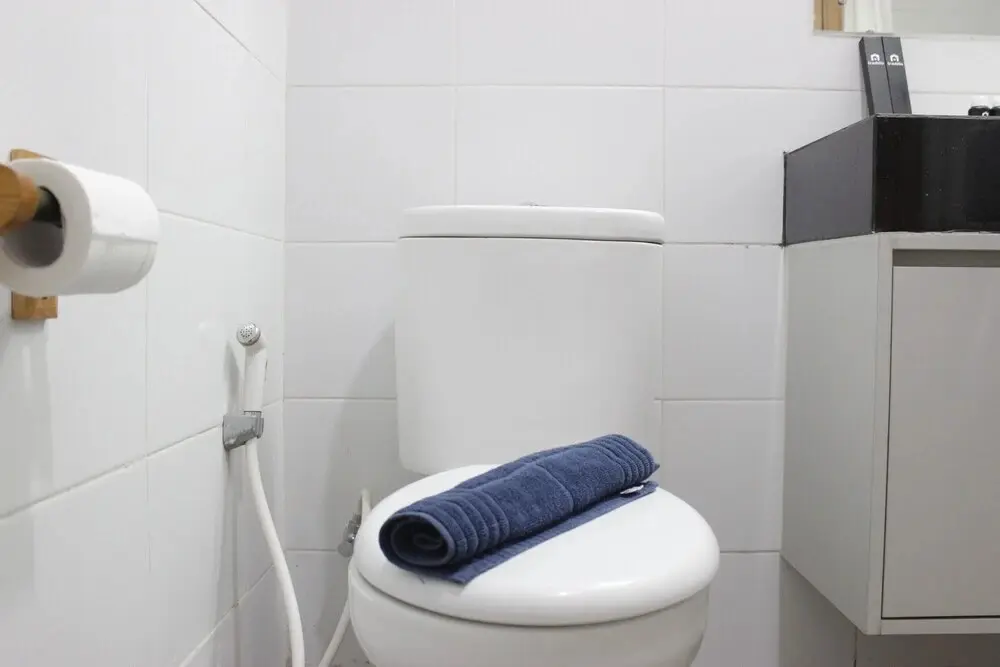 Бандунг: Comfy & Artsy Studio at Beverly Dago Apartment