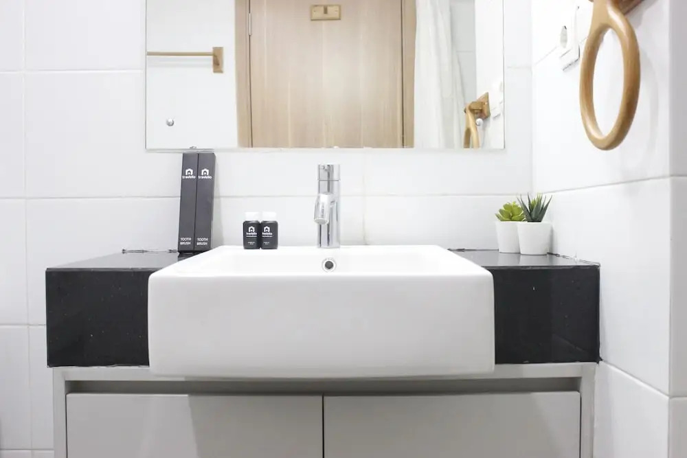 Бандунг: Comfy & Artsy Studio at Beverly Dago Apartment