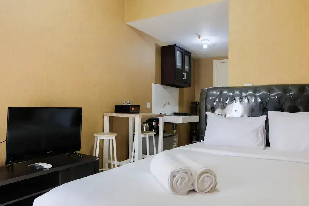 Legok: Luxury and Cozy Studio M-Town Apartment