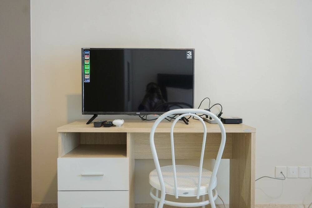 Джакарта: New Furnished Studio Sea View @ Gold Coast Apartment