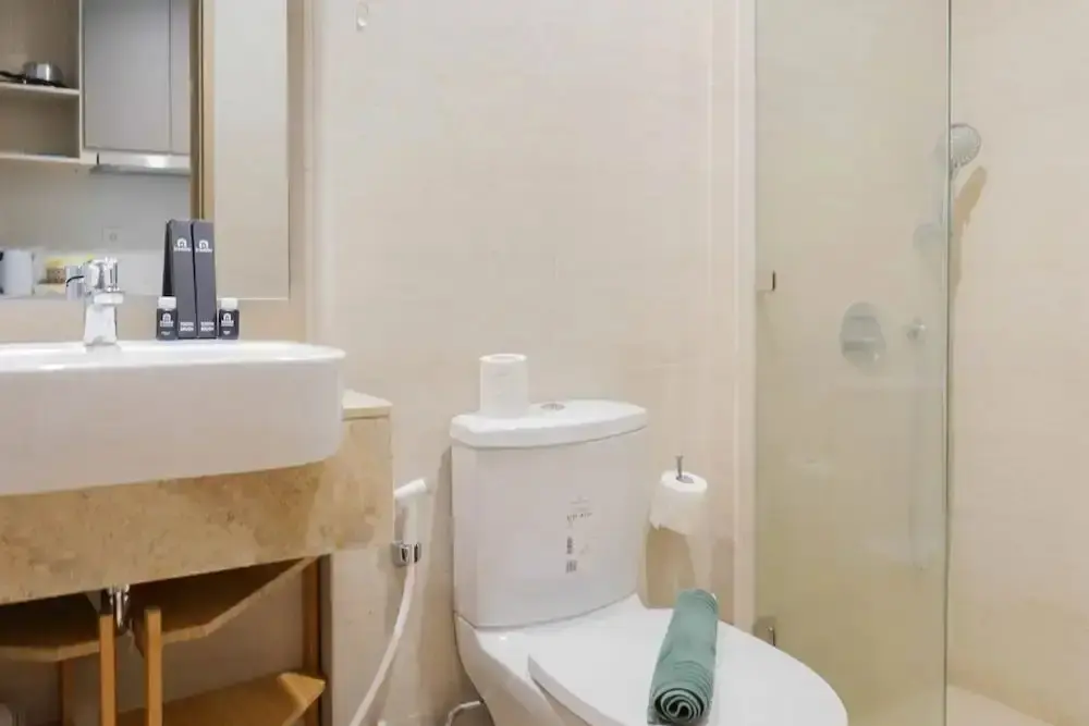 Джакарта: New Fully Furnished Studio at Gold Coast PIK