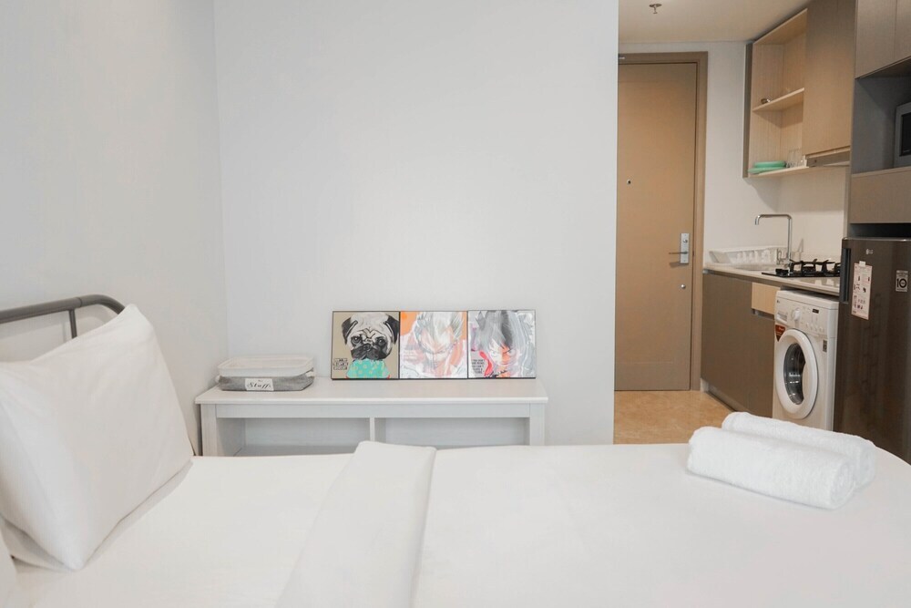 Джакарта: New Fully Furnished Studio at Gold Coast PIK