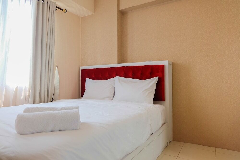 Джакарта: Beautiful and Comfy 2BR at Bassura City Apartment