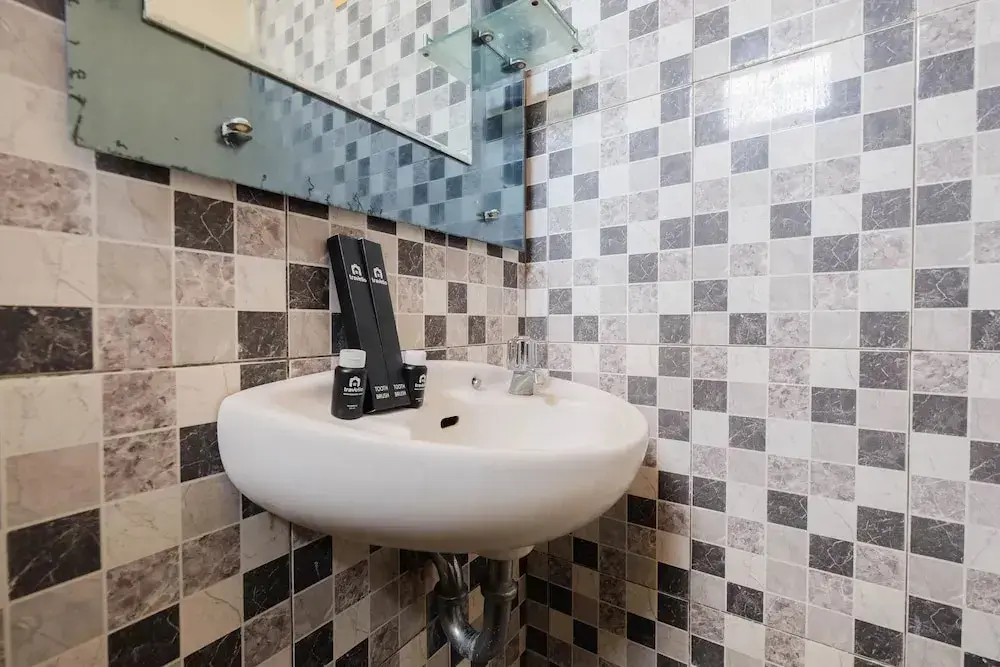 Джакарта: Comfy Studio Room Apartment at Kebagusan City