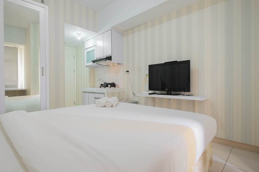 Бекаси: Best Price Studio Apartment @ Springlake Summarecon
