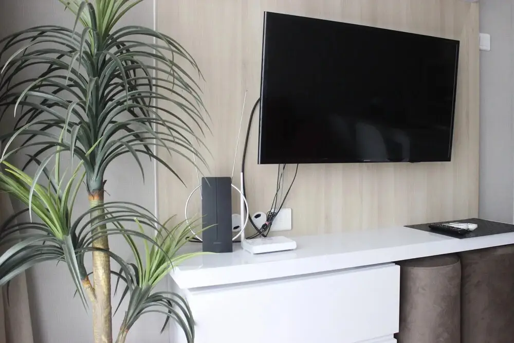 Бандунг: Modern & Stylish 2BR at Gateway Pasteur Apartment By Travelio