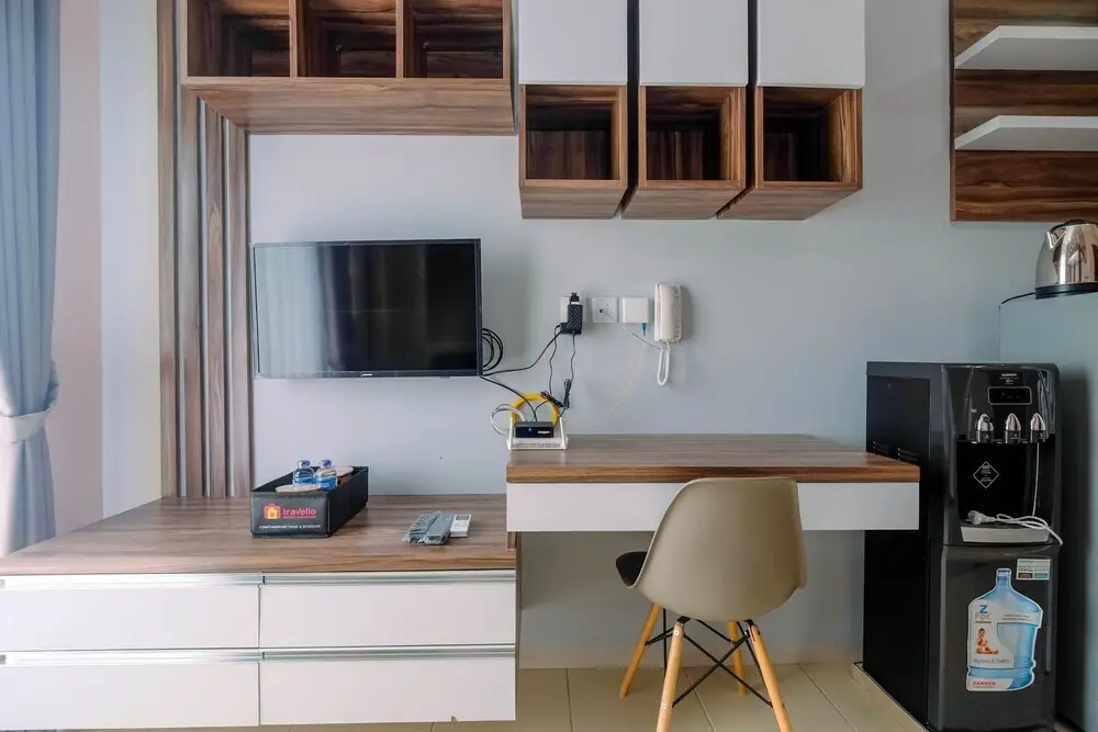 Депок: Minimalist and Comfy Studio Dave Apartment By Travelio