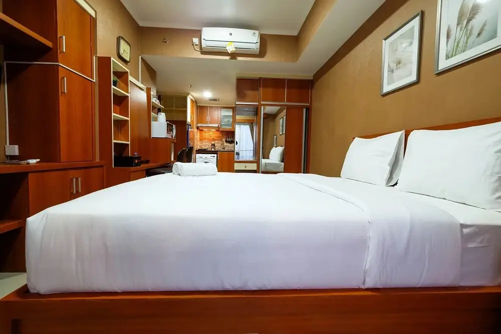 Чикаранг: Well Equipped Studio at The Oasis Apartment Cikarang