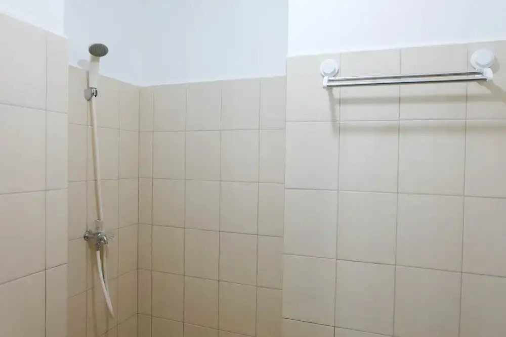 Джакарта: Studio near Bella Terra Mall at Tifolia Apartment