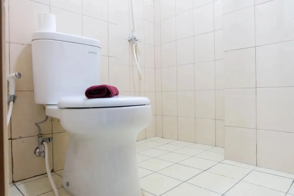 Джакарта: Studio near Bella Terra Mall at Tifolia Apartment