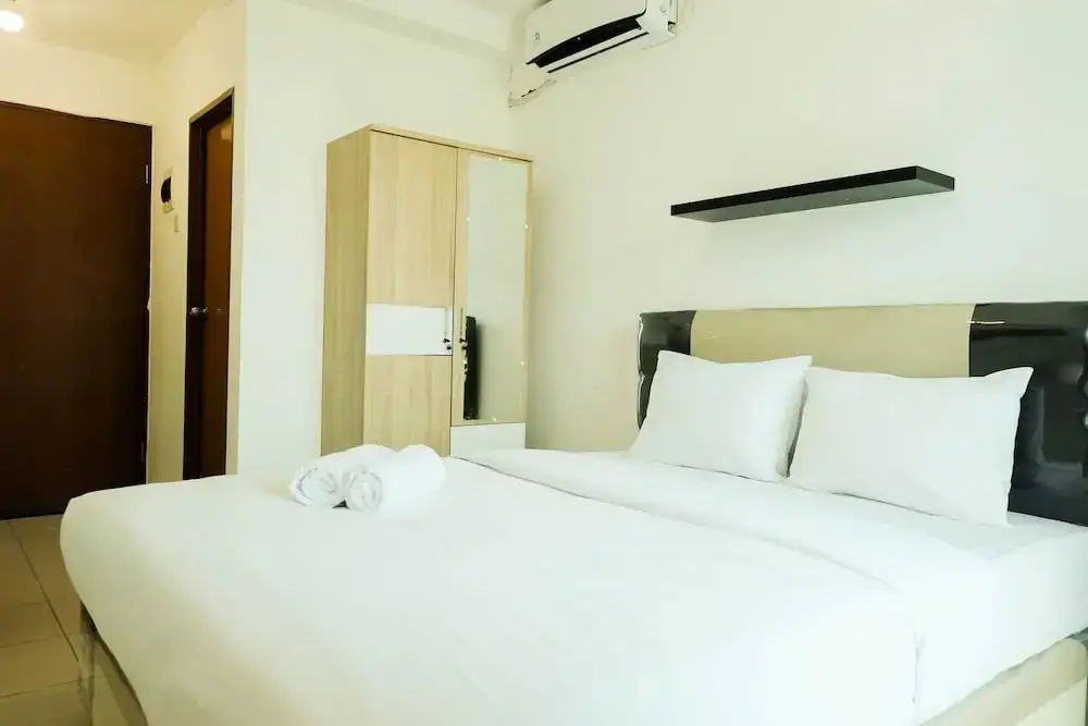 Джакарта: Studio near Bella Terra Mall at Tifolia Apartment