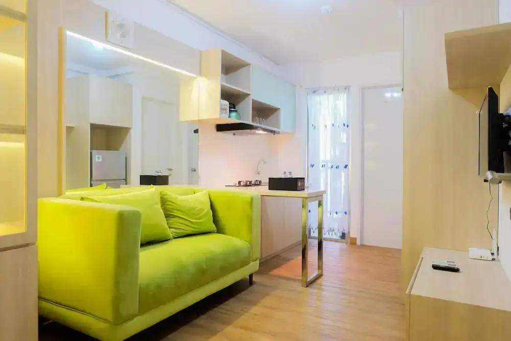 Джакарта: Well Furnished 2BR Bassura City Apartment