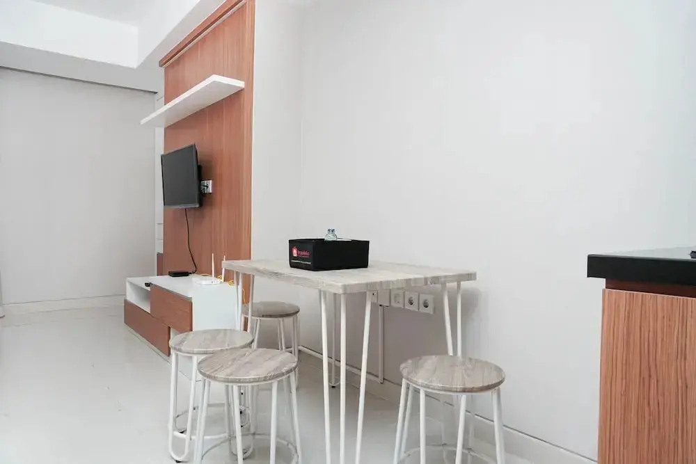 Джакарта: Spacious Studio with City View West Vista Apartment
